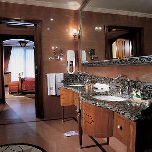 Suite Bosphorus View Spa Bath